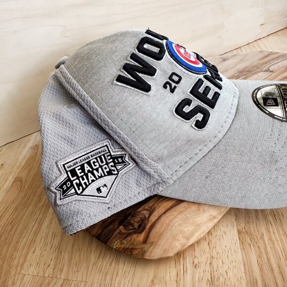 World Series 2016 Cubs Baseball Hat NWT Gray New Era Flex Fit - Picture 2 of 8